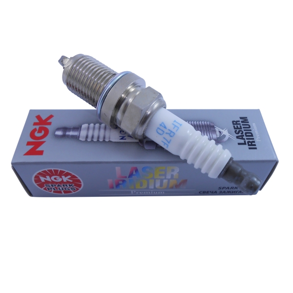 Vela de Ignição IFR7F-4D Motor Estacionario Doosan - Cód.336