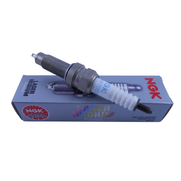 Vela de Ignição NGK SILMAR7D9DS Honda XRE300 - Cód.6515