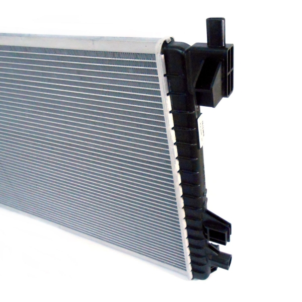 Radiador de Agua Denso BC261470-0680RC VW Golf - Cód.5577